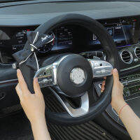 Cute Bowknot Universal Car Steering Wheel Cover Winter Soft Plush Crystal Steering Wheels Case Women Auto Interior Decoration