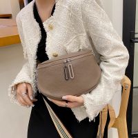 [COD] Cross-border genuine leather womens bag 2021 autumn and winter new trendy fashion soft shoulder Messenger top layer cowhide saddle