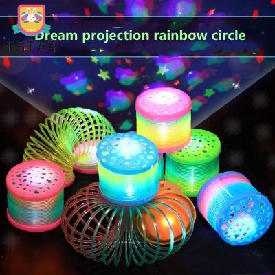 TS【ready Stock】3D Glow In Dark Walking Rainbow Spring Toy Circle Slinky Magic Circle ยืดได้1ชิ้นสีสุ่ม【cod】