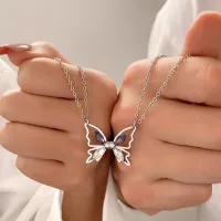 New Magnetic Butterfly Necklace For Women Lovely Friend Couple Necklace Splice Pendant Collar Chain 2023 Wedding Engagement Gift