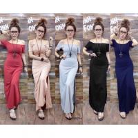 P8392  แม็กซี่เดรสปาดไหล่ผ่าข้าง  Off the shoulder maxi dress with side slits