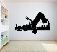 Parkour ตกแต่งห้องนอนเด็กผู้ชายรูปลอกติดผนังกีฬาเอ็กซ์ตรีมสติ๊กเกอร์ไวนิลกระโดดสตรีทในเมืองสำหรับ D955มนุษย์ถ้ำ