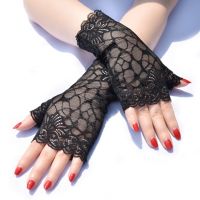 ☋ Fashion Sexy Summer Female Half Finger Sunscreen Short Lace Gloves Women Driving Rose Flower Pattern Fingerless Sun Gloves K48