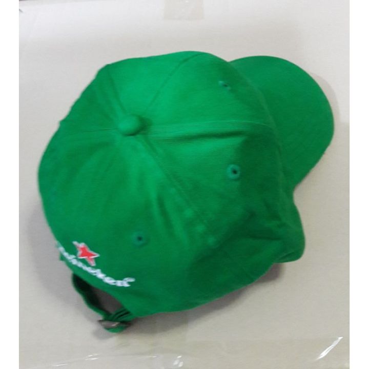 หมวกไฮเนเก้น-แบบมีปีก-สีเขียวของกุ้นสวยงามงานแท้