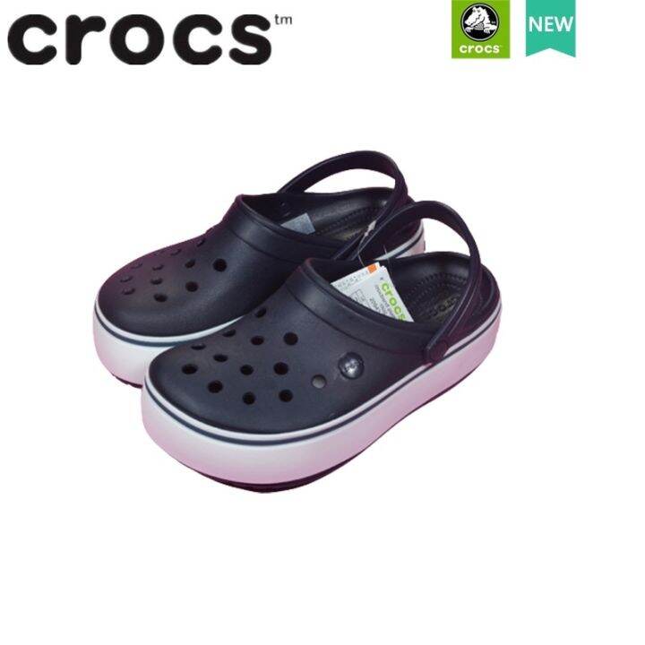 รองเท้า-crocs-เหมาะกับเดินชายหาด-20543