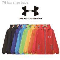 【เสื้อแจ็กเกต】 Ready Stock Under Armour เสื้อแจ็คเก็ตกลางแจ้งน้ำหนักเบาสบายกันลมกันน้ำเสื้อวิ่งออกกำลังกายด้านบน gift