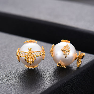 KellyBola Jewelry Ladies Luxury Gorgeous Full Cubic Zircon Small Animal Earrings Fashion Wedding Design Pearl Earrings 2021