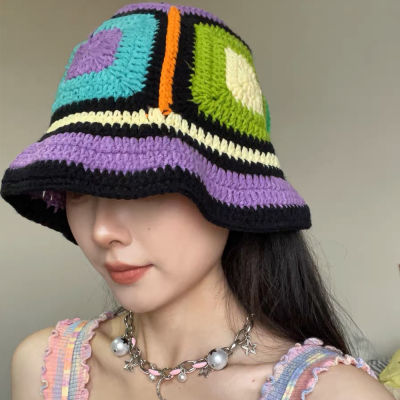 หมวกทรงถังผ้าโครเชต์ถักมือผู้หญิงใหม่หมวกถักแบบมีรูหมวกชายหาดเกาหลีแฟชั่น Y2k ฤดูร้อนใหม่2023