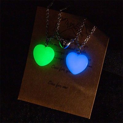 2Pcs Blue Green Luminous Heart Couple Pendant Necklace for Women Men Love Magnetic Crystal Glow In The Dark Necklace Jewelry