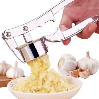 Imitating Stainless Steel Multifunction Garlic Press Crusher Kitchen Cooking Ginger Squeezer Masher Handheld Ginger Mincer Tools