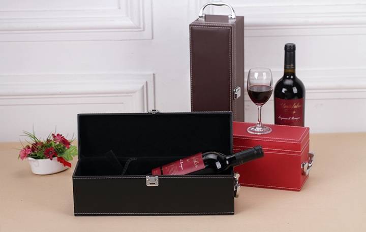 กล่องใส่ไวน์-กล่องหนังใส่ขวดไวน์-ชุดกระเป๋าหนังใส่ขวดไวน์-กล่องไวน์พร้อมอุปกรณ์เสริม