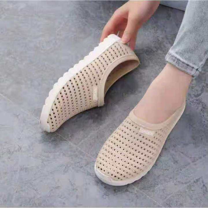trendy rubber shoes 2019