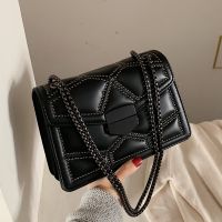 【YF】 Bag Wings 2022 Crossbody Ladies Two Fashion Handbag Bolso Chain Black Messenger Leather Strap Winter With Women New