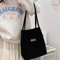 Uyong กระเป๋าสะพายข้างผู้หญิง ผู้ชาย Fashion ไม่แถมหมี ผ้าลูกฟูก ทรง Tote Bag แฟชั่นมินิมอล สะพายไหล่ พร้อมส่งจากไทย B-773