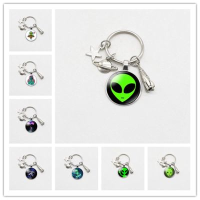 Mens Womens Space Astronaut Alien Glass Keychain Star Rocket UFO Metal Car Key Ring Pendant Jewelry Gift Key Chains