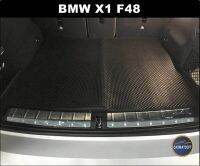 แผ่นปูท้ายรถยนต์ BMW X1 F48 (ปี2016-20) ลายกระดุมPVC สีดำ