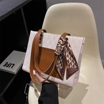 [COD] Large-capacity bag womens 2022 autumn and winter new style shoulder foreign popular portable tote