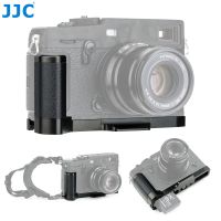 JJC MHG-XPRO3 มือจับโลหะแข็งที่จับที่ปลอดภัยสำหรับกล้อง Fuji Fujifilm X-PRO3 X-PRO2 X-PRO1 XPRO3 XPRO2 XPRO1, การออกแบบแผ่นกันลื่น, การออกแบบแผ่นปลดเร็วชนิด arca