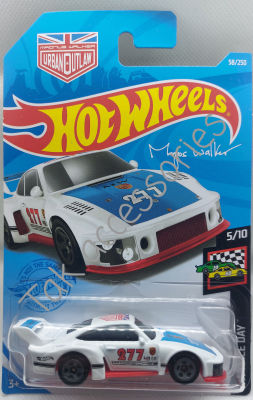 Hot Wheels PORSCHE 935 สีขาว