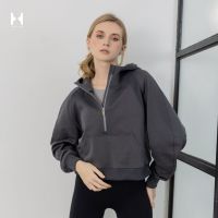 HOURGLASS EVERYDAY ACTIVE oversized cropped hoodies เสื้อฮู้ดครอป ซิปครึ่งตัว สีเทาเข้ม Shadow Grey