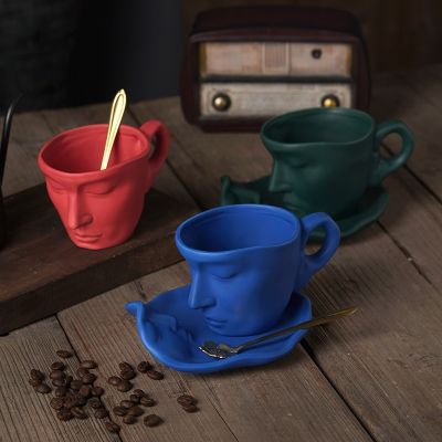 【High-end cups】 F Rosted เซรามิกมนุษย์ใบหน้าแก้วถ้วยกาแฟที่มีจานรองและช้อนที่ทำด้วยมือถ้วยเซรามิกจานรองชุดนมชาน้ำดื่มถ้วย