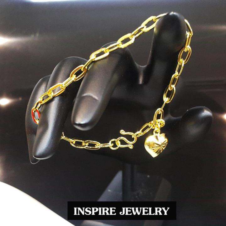 inspire-jewelry-สร้อยคอลายโซ่ห้อยหัวใจตอกลาย-มาพร้อมสร้อยข้อมือลายโซ่ห้อยหัวใจทองตอกลาย-ตามแบบร้านทอง