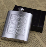 165shopขวดใส่เครื่องดื่มพกพาสแตนเลส Hip Flask ขนาด 6 ออนซ์