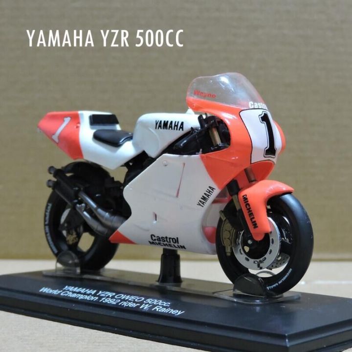 1-22-italeri-yamaha-yzr-500cc-โมเดลมอเตอร์ไซค์-รุ่น-diecast