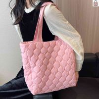 【Fast Delivery】Quilted Ladies Shopper Bag Large Capacity Winter Female Tote Fashion Cotton-Padded Nylon Elegant Soft Portable for Weekend Vacation