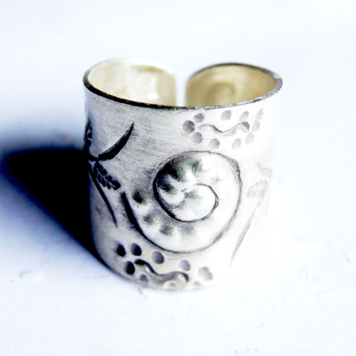 flower-karen-hill-tribe-silver-are-unique-beauty-as-a-valuable-souvenir-valuable-gifts-for-loved-ones-size-7-5-o