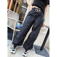 High Waisted Casual Pants with Simple and Fashionable Hardware, Delicate and Soft Fabric, and Easy To Match with Leggings