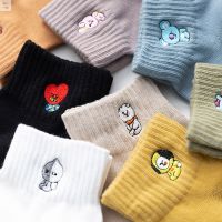 【ขายดี】✿ BTS KAOS Kaki Pendek Mata Kaki ผ้าฝ้ายเนื้อบางน่ารักเกาหลีปักลาย BT21สำหรับผู้ใหญ่รองเท้าถักระบายอากาศได้ทุกวัน