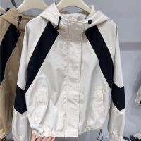 เสื้อผ้ายอดนิยมสำหรับฤดูใบไม้ผลิและฤดูใบไม้ร่วงเสื้อผ้าผู้หญิงสีเข้ากันกับชุดทำงานลำลองที่สวยงามเสื้อแจ็คเก็ตเบสบอล Ladd แจ็คเก็ตมีฮู้ดแบบสั้นในปีนี้