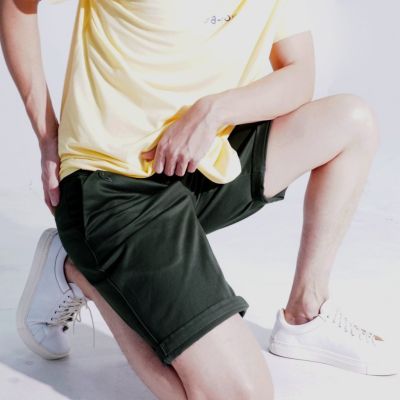 era-won กางเกงขาสั้น รุ่น Workday Skinny Japanese Vintage Shorts สี Green Smith ส่งฟรี