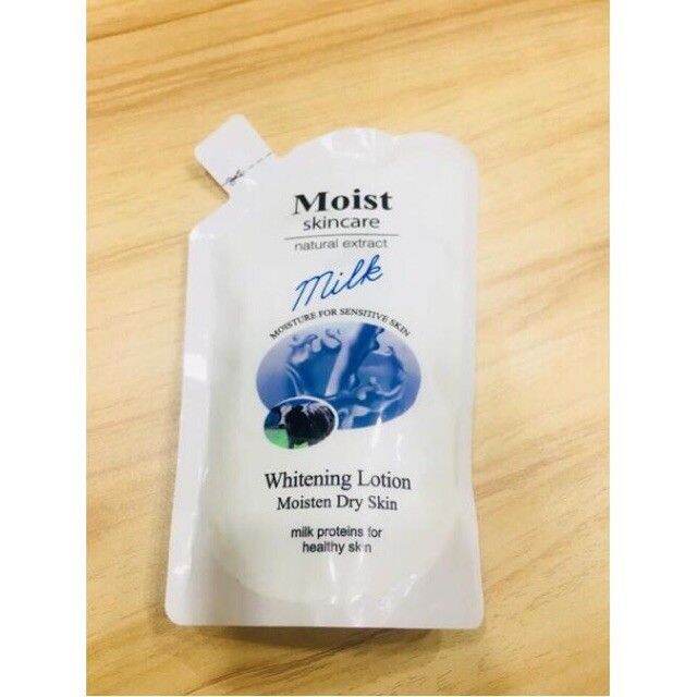 MOIST PAPAYA & MILK LOTION POUCH(250ML) Lazada PH