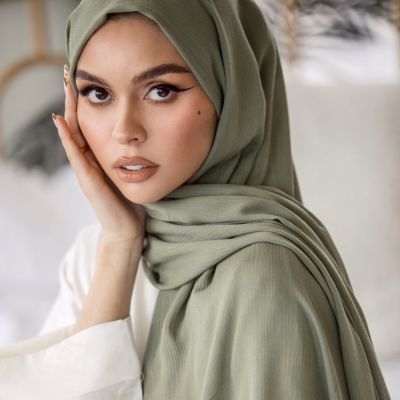 Women 100 Rayon Crinkle Scarf Cotton Wrinkle Muslim Hijab Wraps Headband Long Pashmina Scarves 14 Color 180x95cm 1PC Retail