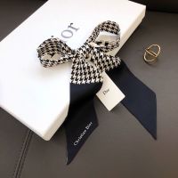 ★New★ [Original standard pure silk D word Twilly silk scarf] long scarf black and white houndstooth tied bag ribbon headband