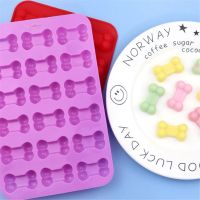 18 Units 3D Dog Bone Ice Trays Silicone Pet Treat Molds Soap Chocolate Jelly Candy Mold Cake Decorating Baking Moulds Bakeware Bread  Cake Cookie Acce