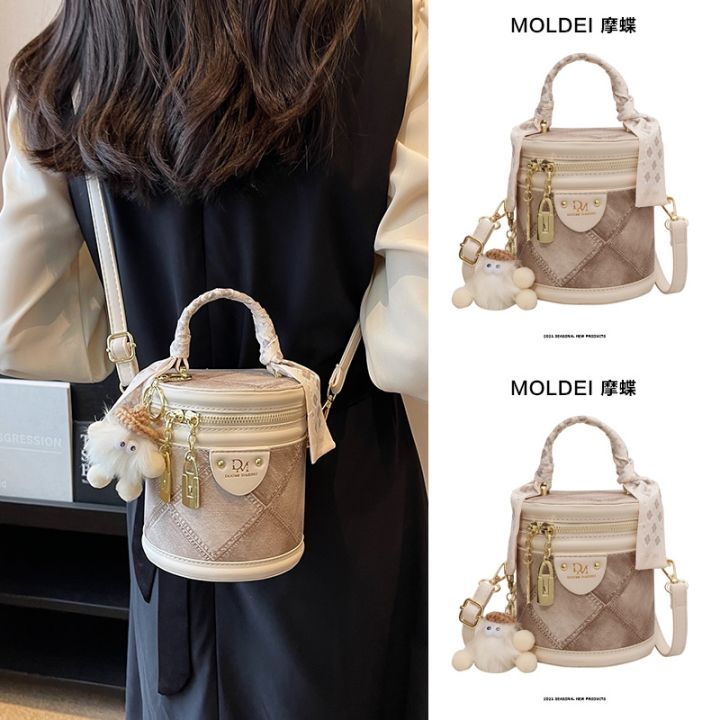 Women's Bag 2023 New Bucket Bag Niche Cylinder Bag Crossbody Bag