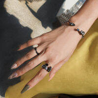 Grand Floral 1 Line Bangle