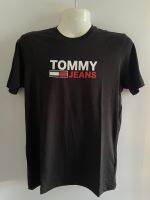 เสื้อยืดคอกลม Tommy Jeans Home logo t-shirt size S ของแท้