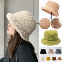 2021 Lamb Wool Faux Fur Bucket Hat Winter Warm Teddy Velvet Hats for Women Lady Thicken Bob Panama Outdoor Fisherman Hat Caps