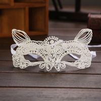 Christmas Sexy Fashion Cutout Catwoman Shaped Lace Mask Masquerade Dress Up Party Mask Ornament