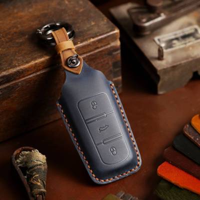 Leather Car Key Case Cover Fob Keyring Accessories for Volkswagen VW Passat Cc 2008 B6 B7 Keychain Holder Protective Shell Bag