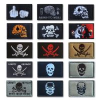 hotx【DT】 black and white skull embroidery patch morale chapter personality creative Badge armband backpack Sticker