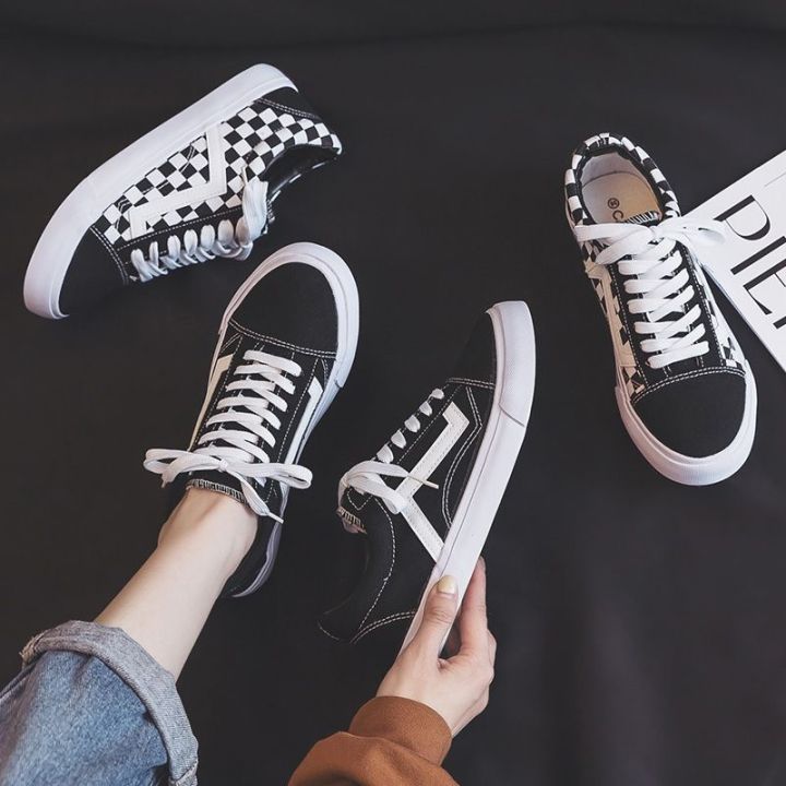 black-and-white-checkerboard-canvas-shoes-male-han-edition-male-students-2023-new-tide-shoes-joker-sandals