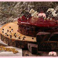 ? RASPBERRY CHOCOLATE MOUSSE CAKE เค้กช็อกโกแล็ต เนื้อนุ่ม สลับชั้นกับมูสช็อก สั่งล่วงหน้า2-3วัน ส่งLalamove เค้กวันเกิด