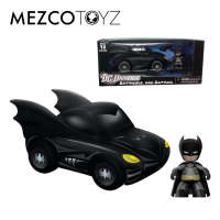 Batman - Mez-itz Mezco Toyz Bat Mobile and Batman