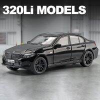 รถยนต์1:32 BMW 320i 3 2023หุ่นอัลลอยรถของเล่นรถของเล่นเสียงและไฟสำหรับเด็ก