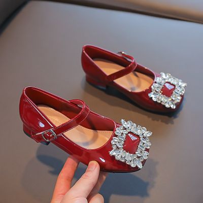 2รองเท้าเด็ก2022ฤดูใบไม้ผลิแฟชั่นชุดเจ้าหญิงรองเท้าเด็กทารกแฟลตสิทธิบัตรยี่ห้อ Mary Jane Rhinestone ส้นกลางสีแดง Soft Sole